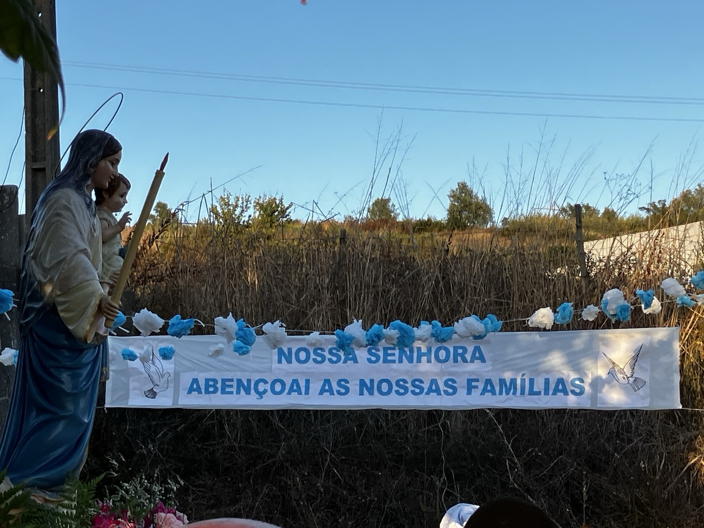 A Senhora da Luz volta a visitar a Filha Boa